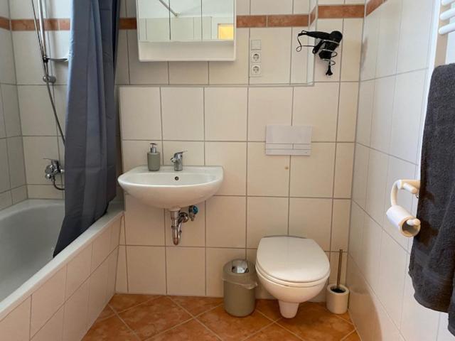 Zwei-Raum Wohnung Fuer Max. 4 Personen Magdeburg Exterior foto