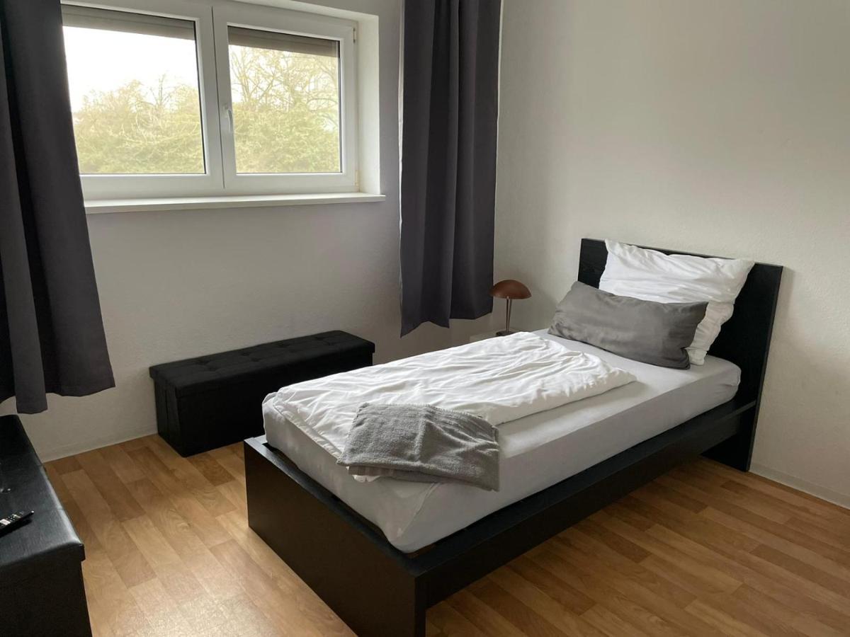 Zwei-Raum Wohnung Fuer Max. 4 Personen Magdeburg Exterior foto